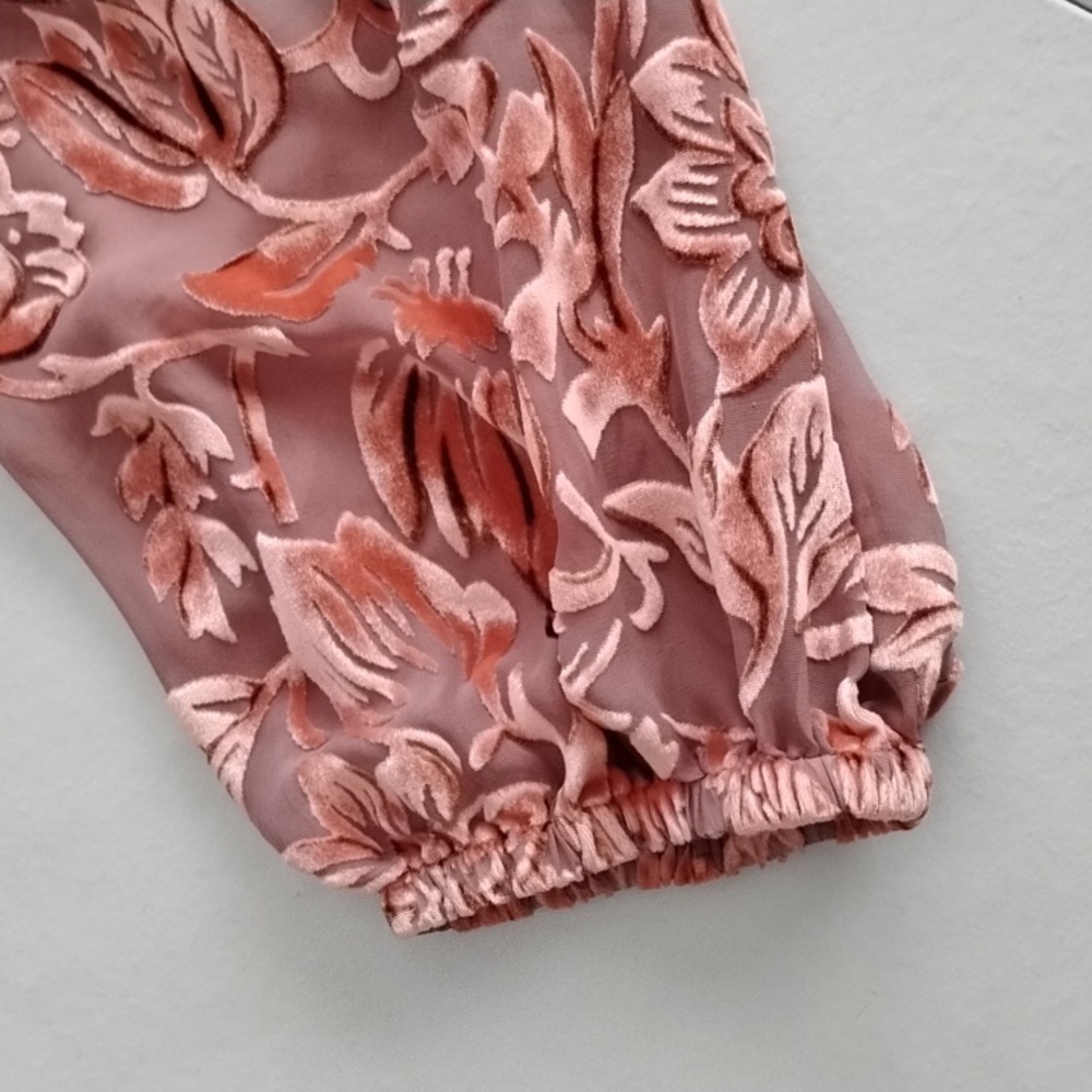 Sundance Eloise Burn Out Velvet Ruffled Bell Sleeve Blouse Size L - Picture 10 of 10
